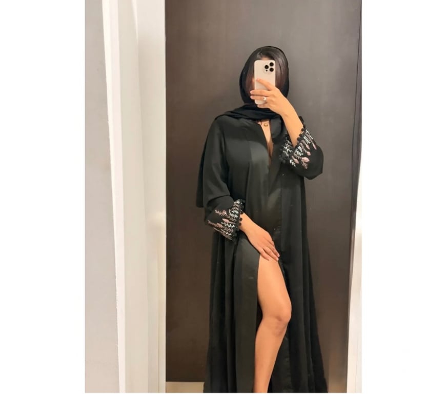 Escorts Lancashire Preston - Photos for OUTCALLS ONLY(British Indian Hijabi Goddess)