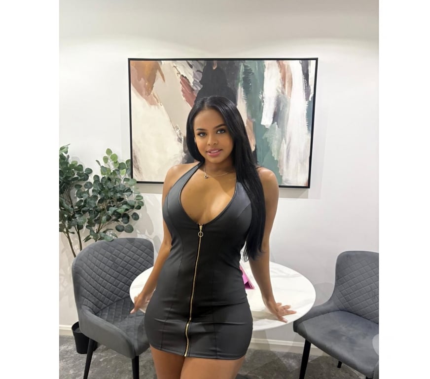 Escorts West London West Kensington - West London - Photos for 🍑BIG BOTTOM LORETA🍑