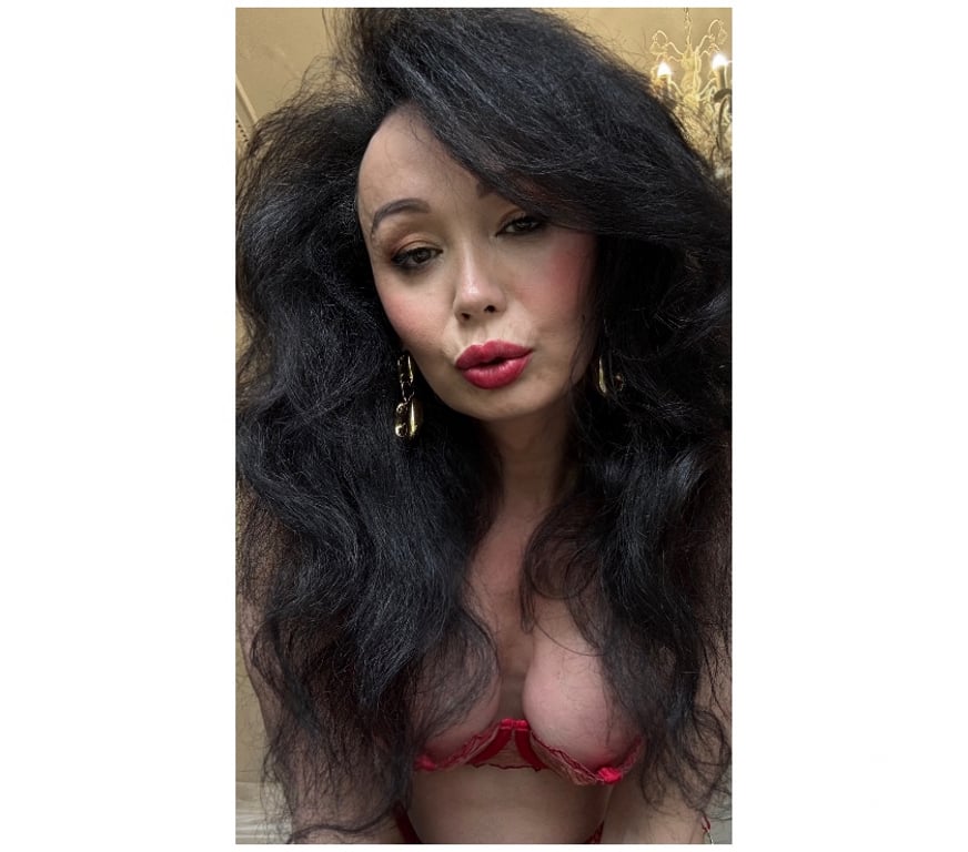 Trans Escorts Cheshire West and Chester Chester Business Park - Cheshire West and Chester - Photos for 🟪🌙🟨ALLURING ADORA Mature skilled MILF fine lingerie
