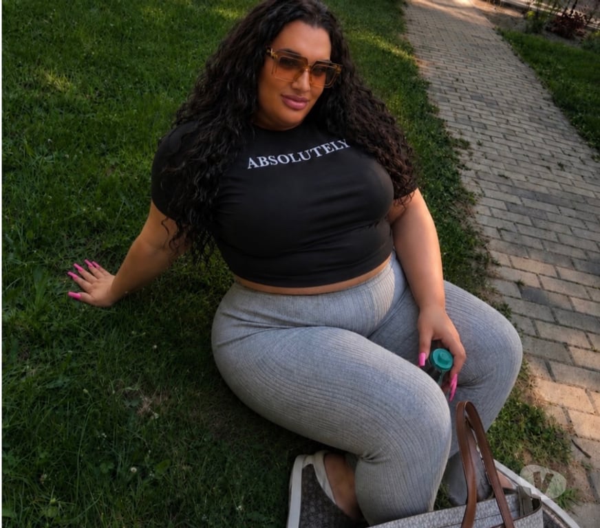Escorts North London Enfield - Photos for TRANS AMELIA FAT ASS BLONDE N CRAZY FOR🍆 IN EN1
