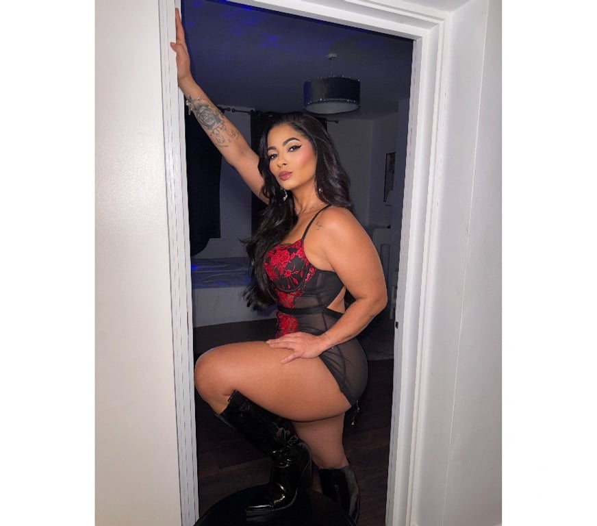 Escorts West Midlands Birmingham - Photos for Alice Brazilian sexy party 🇧🇷🔥🫦