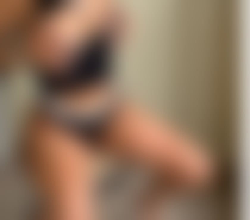 Escorts West Midlands Walsall - Photos for First time in town💋Roxy ready for party🍷best owo🍆