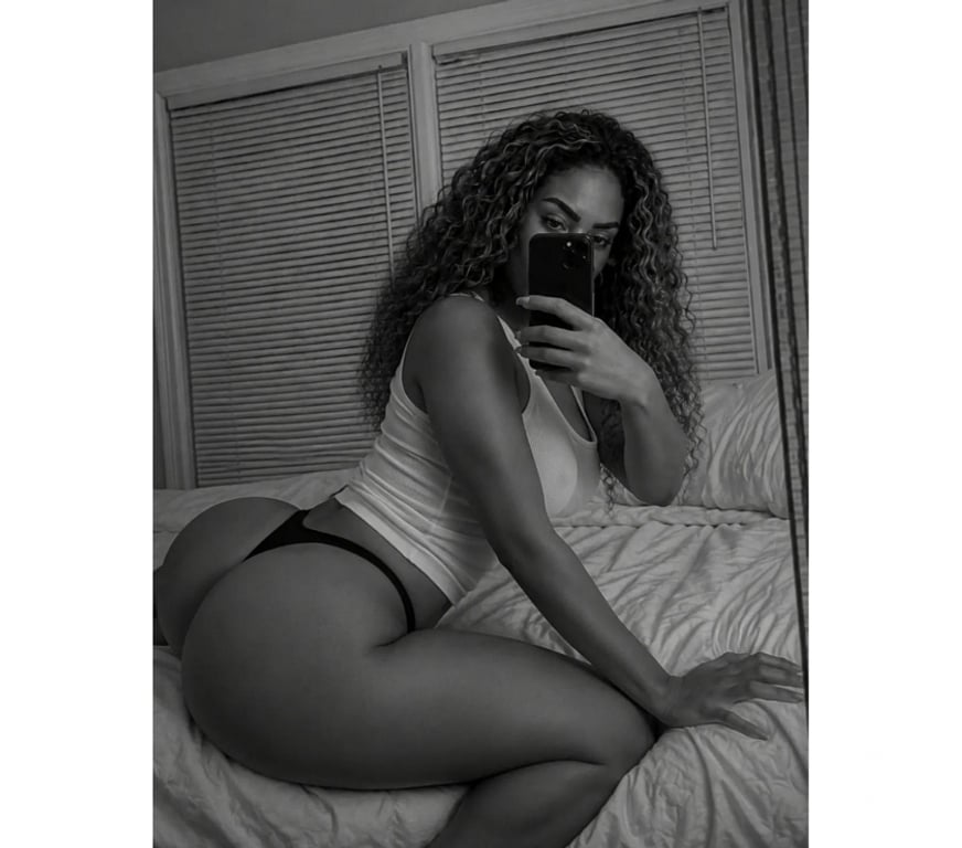 Escorts North London Edmondton Green Station - North London - Photos for 🍑HOT CURVY PARTY-GIRL 🥳DOMINATION naughty girl👅