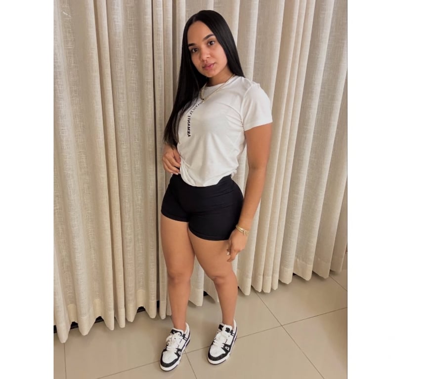 Escorts North London Manor House - North London - Photos for 🔥CALM, SEXY BRUNETTE💦JUST THE RIGHT AMOUNT💋