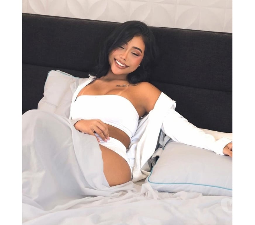 Escorts Warrington Warrington Town Centre - Warrington - Photos for AURA BIG 🍑 BEST OWO 💦 BEST GFE 😊