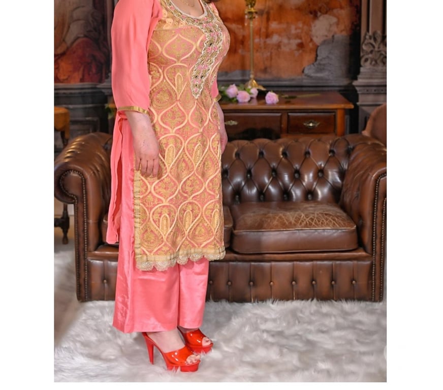 Escorts West Midlands Birmingham - Photos for Indian mahi mantra