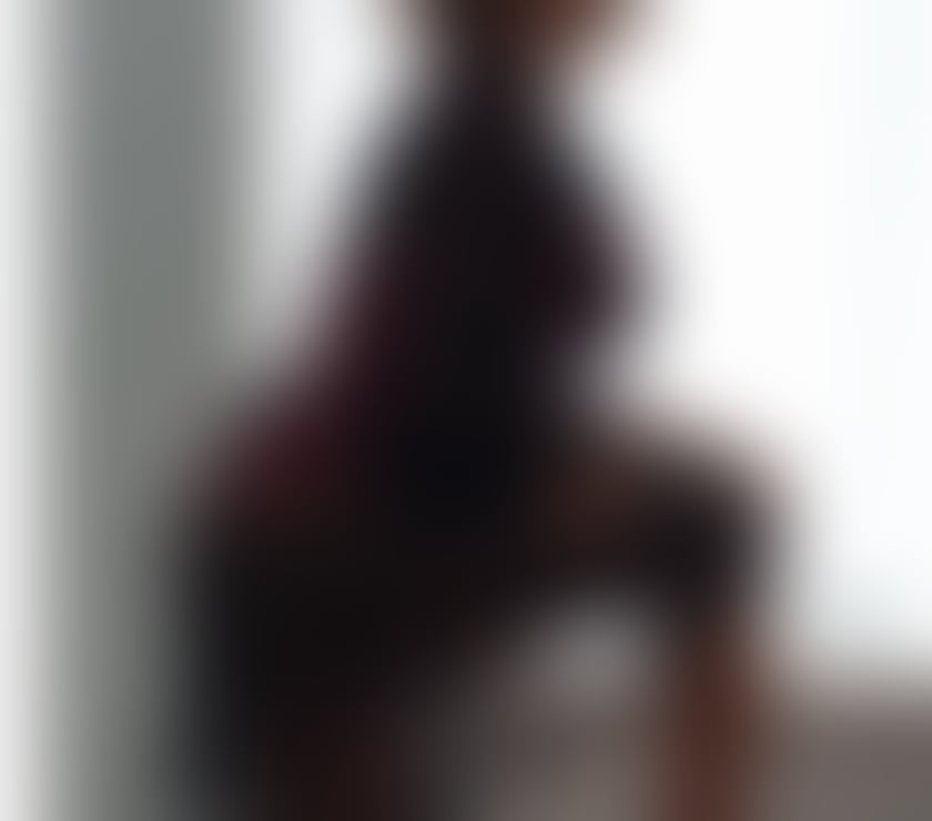 Escorts Newport - Wales Newport City Centre - Newport - Photos for Leah an spicy mature to indulge you