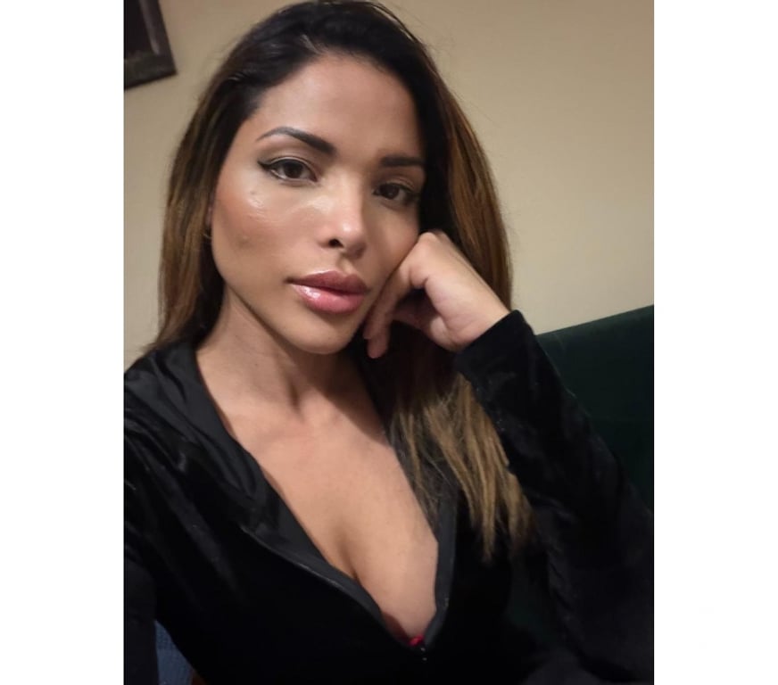 Escorts South West London Fulham - South West London - Photos for REAL IVY GFE_PARTY GIRL🍾😍