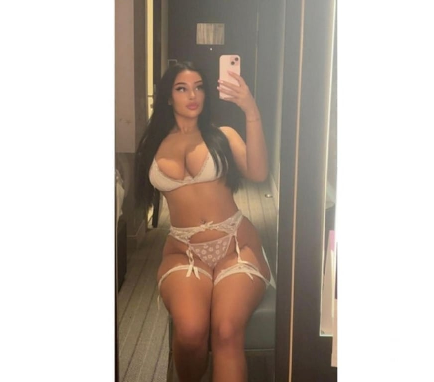 Escorts Lancashire Preston - Photos for Only outcall 💯%really video call confirmation