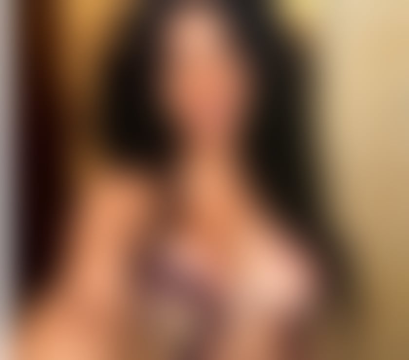 Photos for JULIANA - 👩🏽🥇💋
