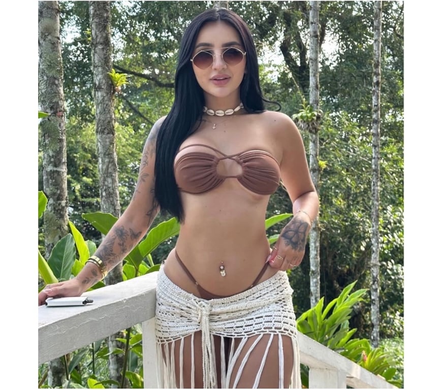Escorts Hertfordshire Three Rivers - Photos for CHARMING AND SEXY BRAZILIAN BRUNETTE🔥