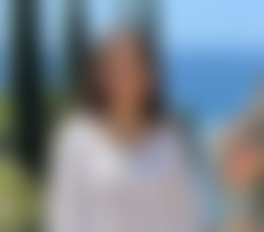 Escorts Victoria Central London - Photos for Asian Kazakh Mia Available Now