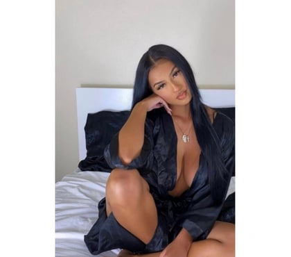 Escort Bradford City Centre Bradford - Photos for GIULIA JUST FOR YOU BEST SERVICE VERY CLEAN