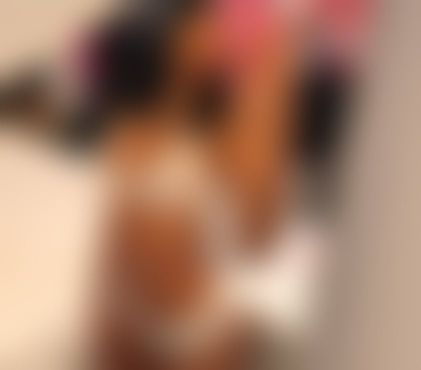 Escorts South West London Richmond upon Thames - Photos for Sexy Bombshell 😈 💯Real party girl 😈Strapon 😈