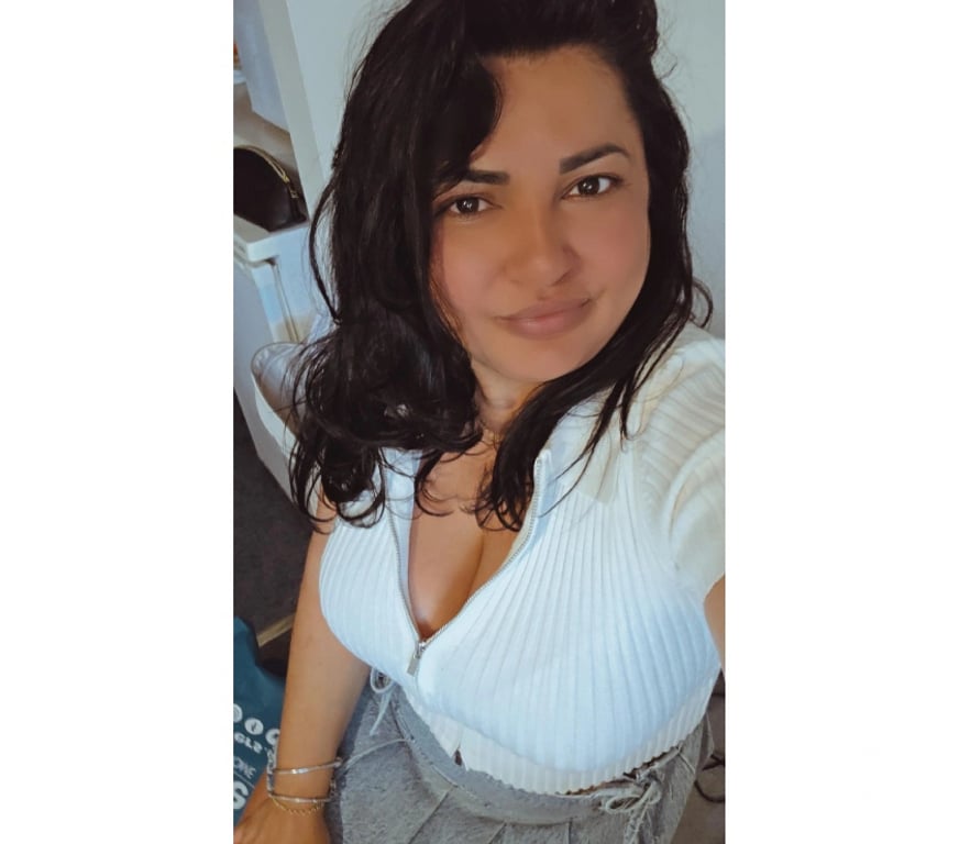 Escorts Kent Gravesham - Photos for Julie GFE brazilian 🇧🇷🇧🇷