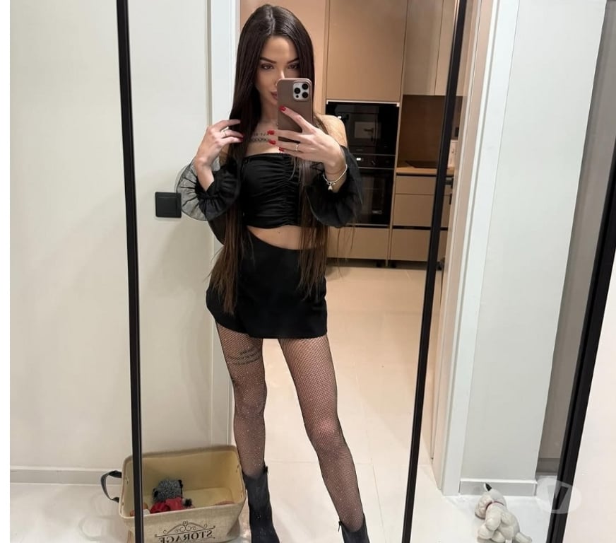 Escorts Hertfordshire Watford - Photos for Hey i m new here 🌹only outcall