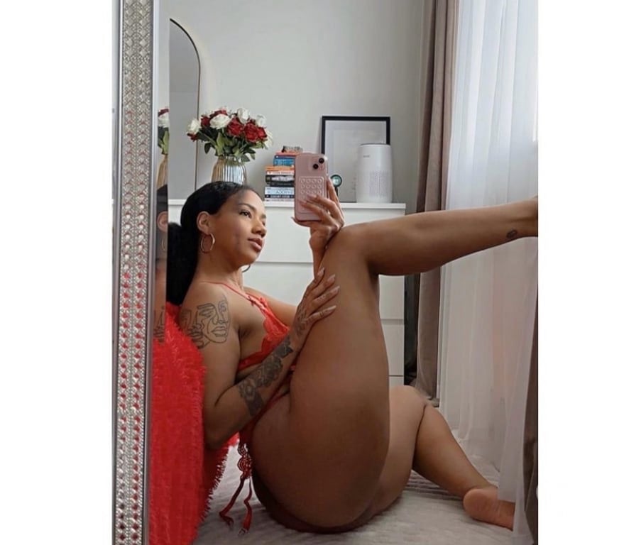 Escorts Leicestershire Hinckley and Bosworth - Photos for Hoy stunning Bella 🦋🍾🔥