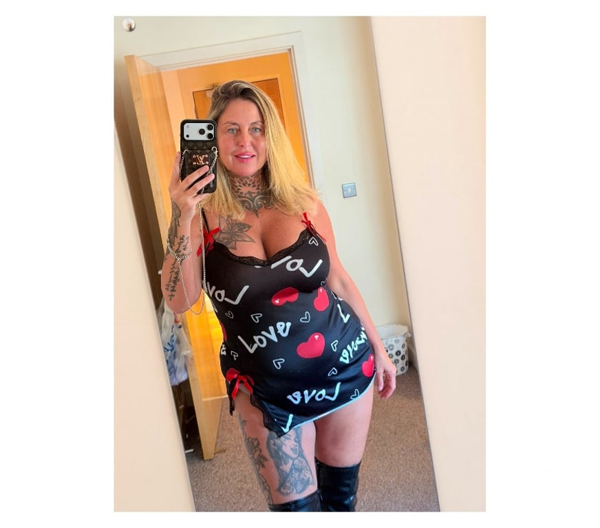Escorts Derry and Strabane Londonderry - Derry and Strabane - Photos for BRITISH KAYCEE RYDER DERRY LAST EVER TOUR