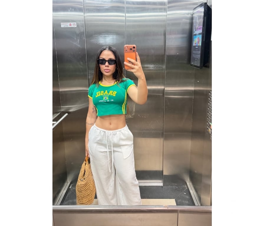 Escorts East London Canary Wharf - East London - Photos for Larissa – Elegant Brazilian Beauty 🇧🇷✨