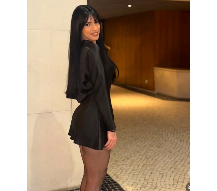 Escorts South West London Sutton - Photos for BRUNETTE GIRL IN TOWN✅❤️