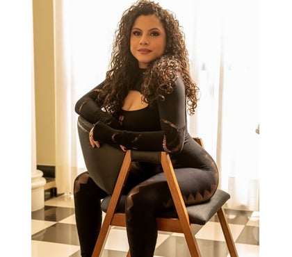 Photos for Sexy Lawyer Eva