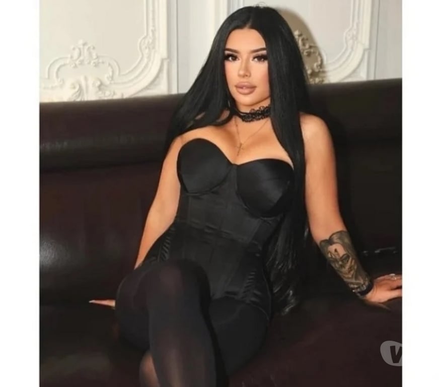 Escorts Hampshire New Forest - Photos for New hot girls in town best service party outcall