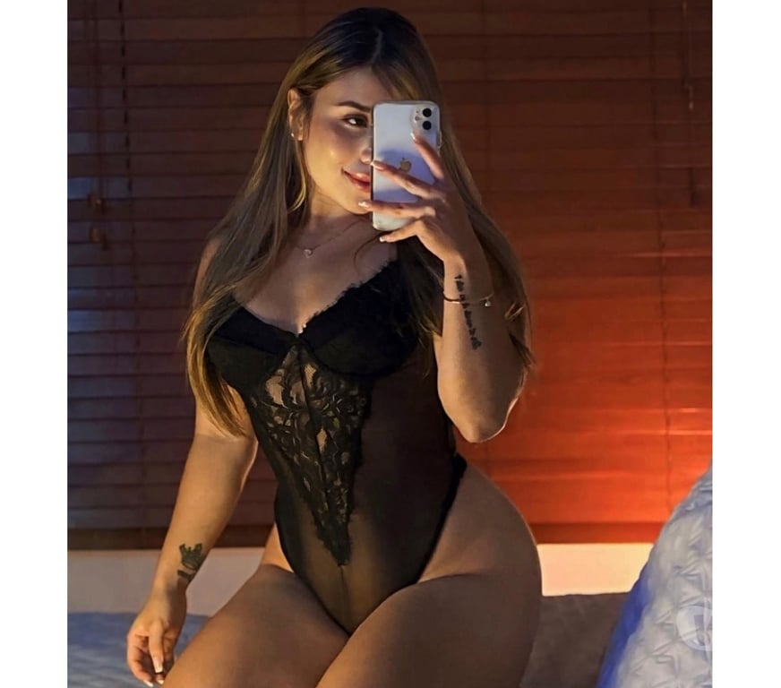 Escorts East London Blackwall - DLR Station - East London - Photos for Cherry 🍒 Colombia MaMi 🍒