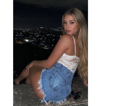 Escorts and Massages Sutton Town Centre Sutton - Photos for JULIA 🍑 VIP SEXY 🇧🇷 HIGH CLASS