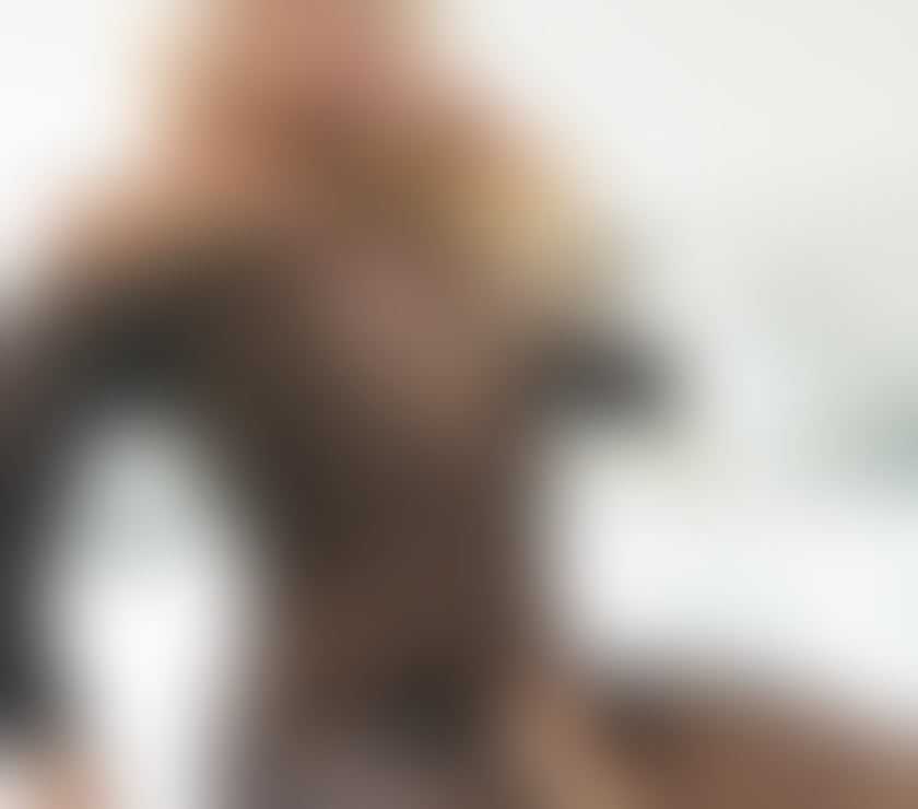 Escorts West Midlands Solihull - Photos for Sexy new in town latino🔥 patrycia blonde party 🔥🥂