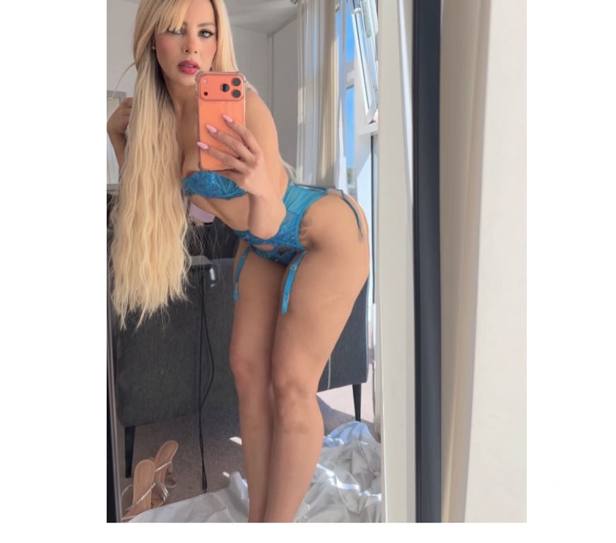 Escorts East London Leytonstone - East London - Photos for Luna 👱🏼‍♀️🇧🇷 here’s now
