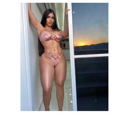  Escorts Bolton City Centre Bolton - Photos for Latina Camila🔝Party Girl 🥂💋
