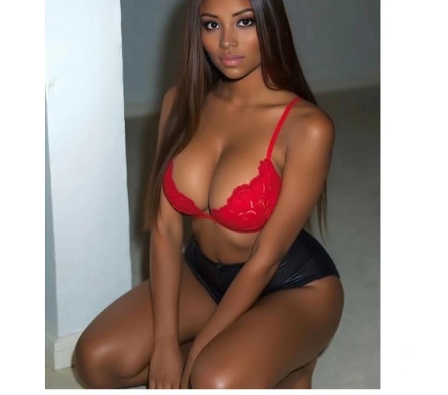Escorts Hull Hull City Centre - Hull - Photos for Alexa , New in the town , party girl 💕❤️