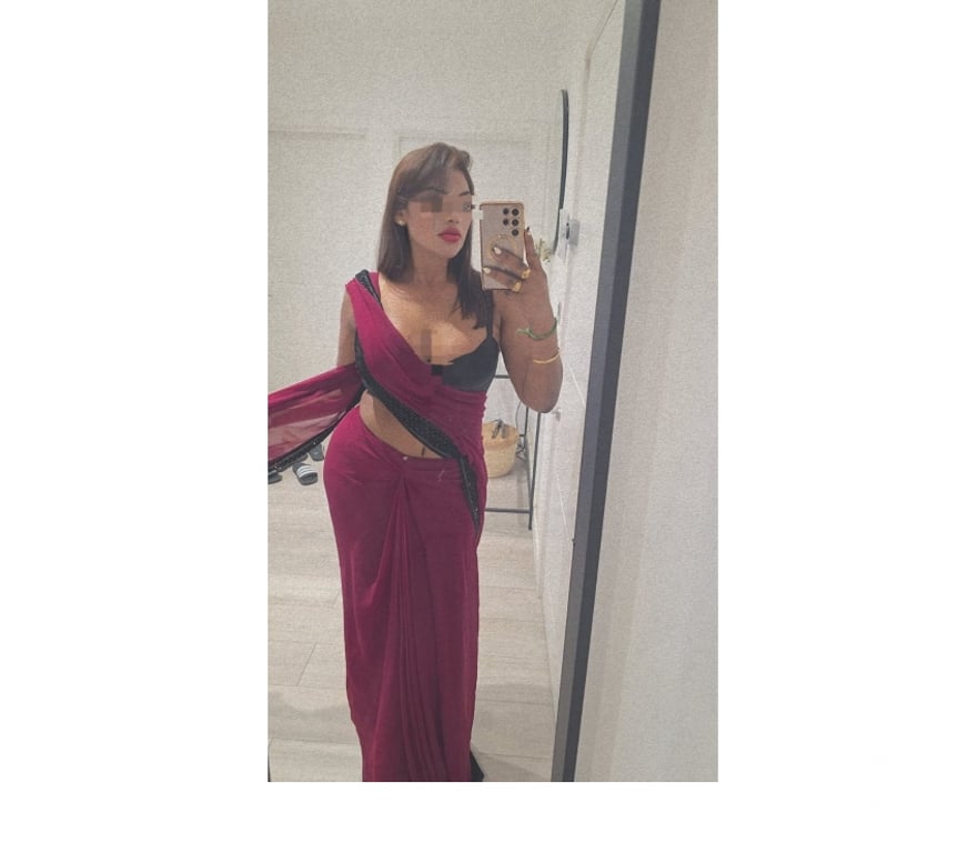 Escorts South East London Croydon - Photos for Sindhu sree South Indian Tamil Girl Croydon