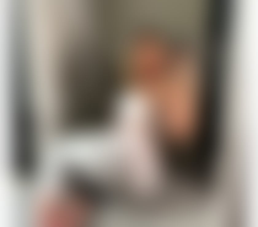 Escorts South East London Blackheath - South East London - Photos for I'm Elly, a new girl here, simple, honest, only 24 years