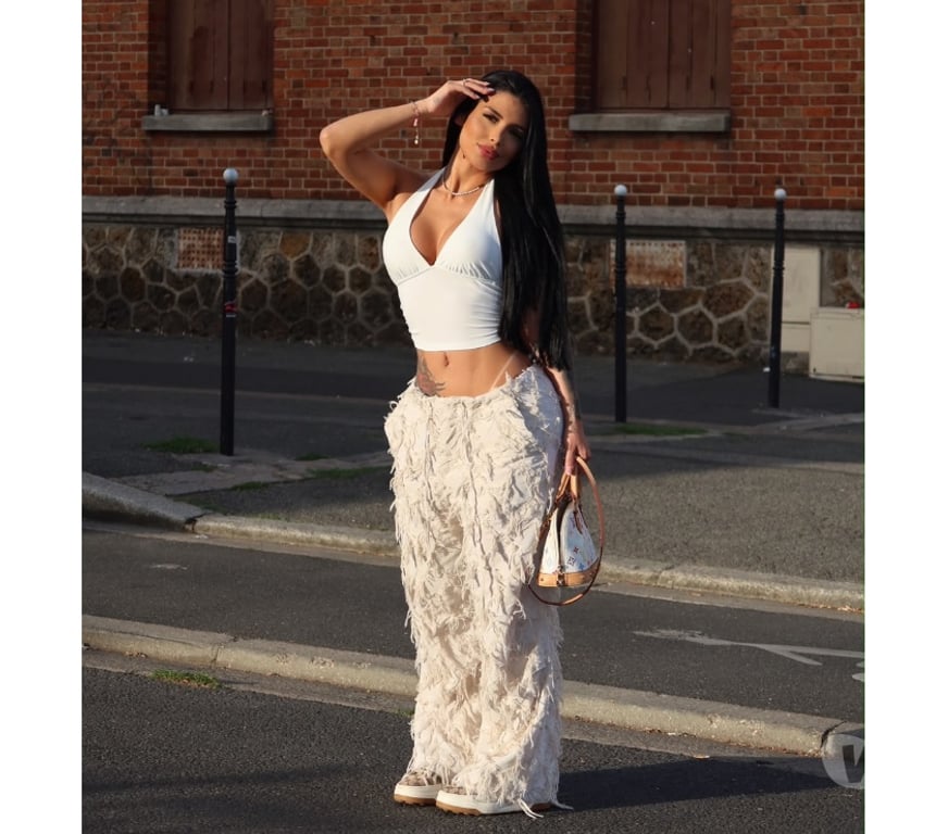 Escorts East London Beckton - East London - Photos for ⭐STUNNING BRAZILIAN💥 PARTY GIRL 💥 KHLOE💋