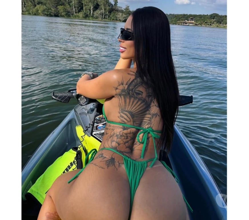 Escorts South West London Earlsfield - South West London - Photos for 🔥 SENSUAL, ATTRACTIVE AND CHARMING BRUNETTE 💋
