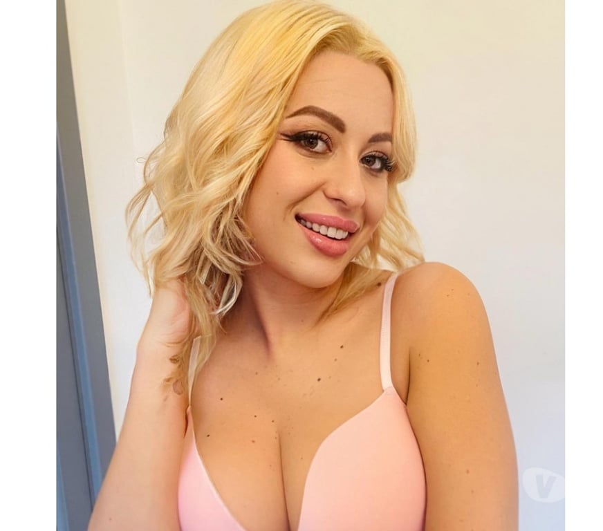 Escorts North West London Dollis Hill - North West London - Photos for 🩷🩷Blonde Mia🩷🩷