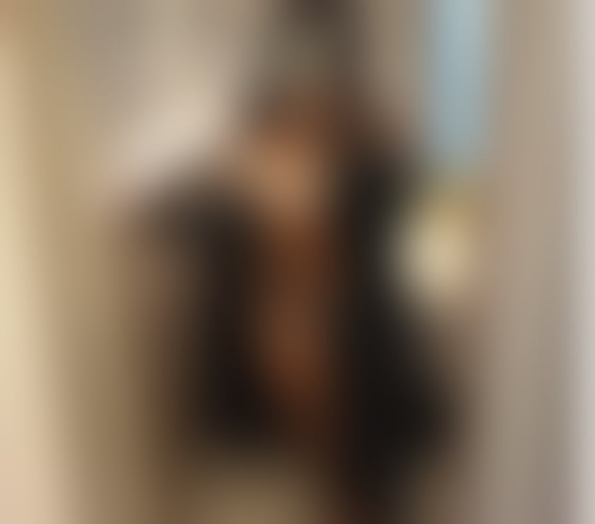 Escorts Central London Tottenham Court Road - Central London - Photos for Ebony Canadian Emily back in ZONE 1 Central London