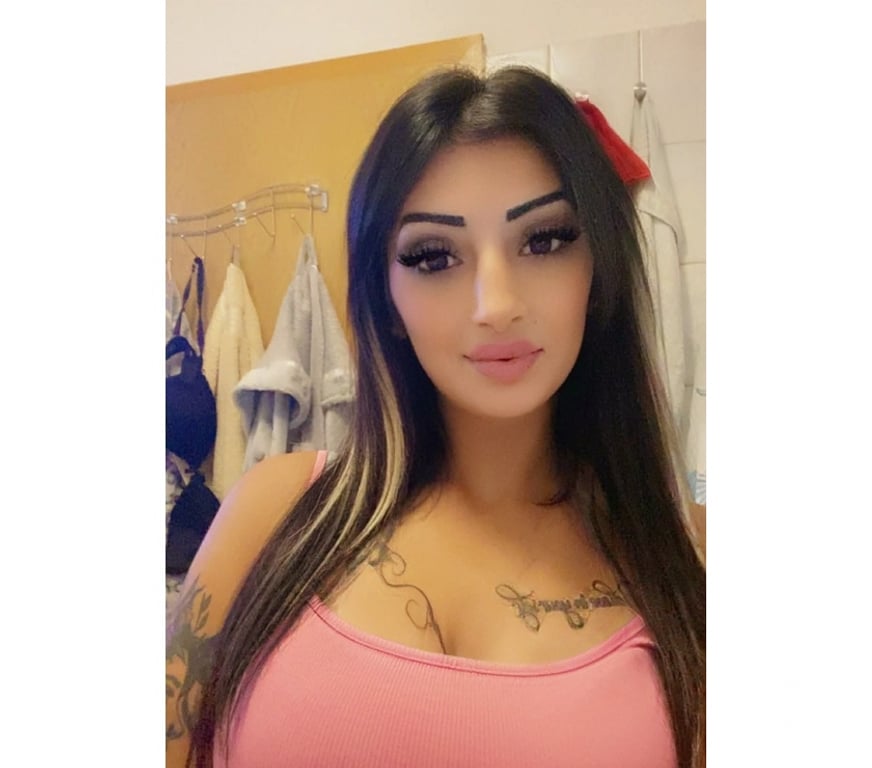 Escorts South Yorkshire Rotherham - Photos for Sandy new in town