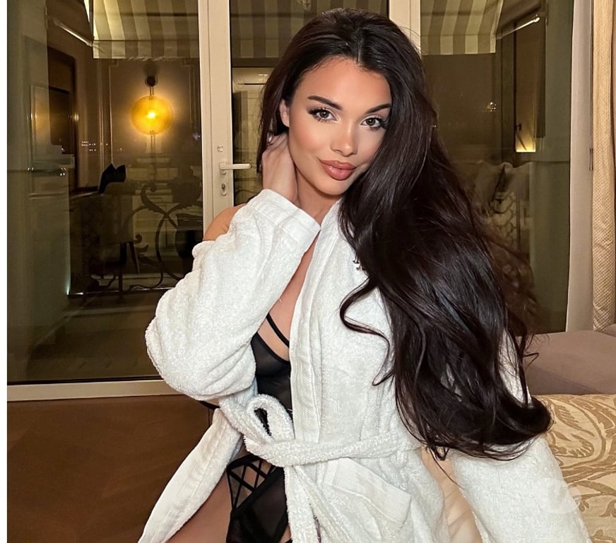Escorts Kent Medway - Kent - Photos for ✅ Francesca — Outcall Available | Fun & Party Vibes✅