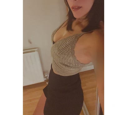 Escorts Belfast City Centre (South) Belfast - Photos for Hot Massage Verified