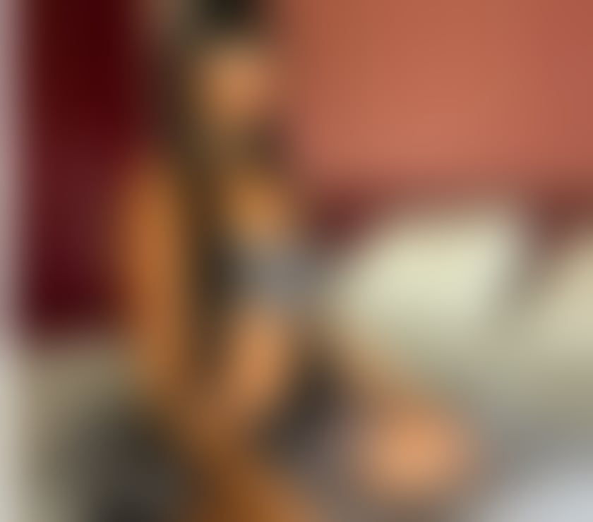 Escorts and Massages Waltham Forest East London - Photos for PETIT PRINCESS 👑 JUST ARRIVED TO EAST LONDON ❣️