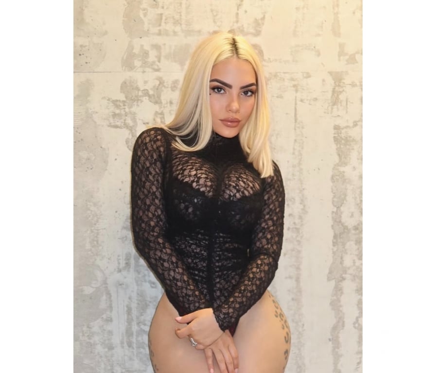 Trans Escorts Warrington Warrington Town Centre - Warrington - Photos for Bella Lovely Model Ts Around X