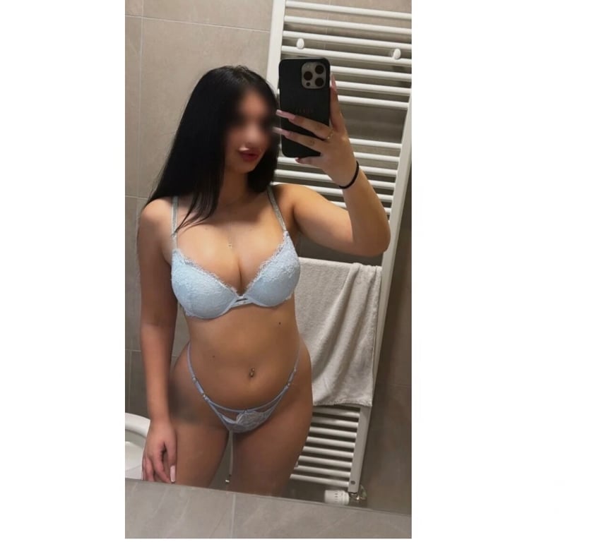 Escorts West Midlands Coventry - Photos for 🌺Deea🌺 NEW IN TOWN 😍😘