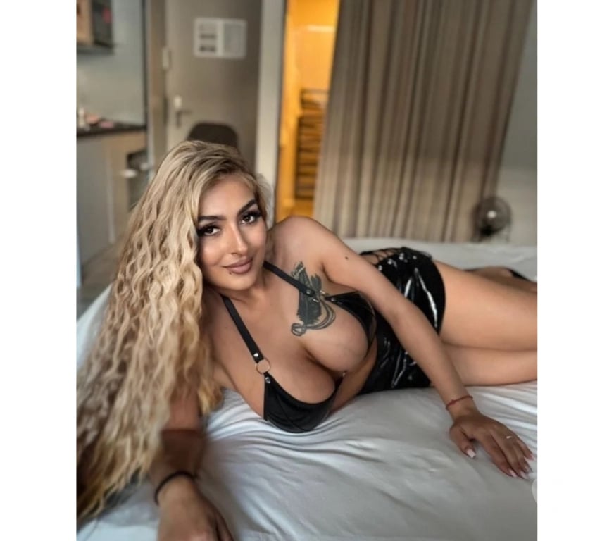 Escorts Greater Manchester Stockport - Photos for Newww Arrived , !! NO RUSH !! Readyy For Partyy 💋