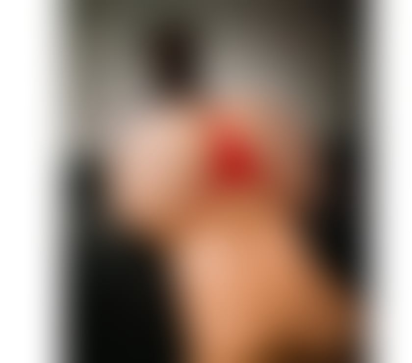  Escorts Baneswell Newport - Wales - Photos for Dominatrix and pvc master 😋 delicious Vivian's