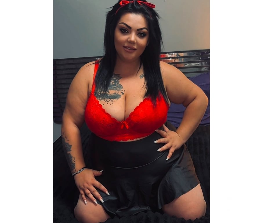 Escorts West Midlands Walsall - Photos for PARTY GIRL ❤️ HUGE BOOBS AND ASS ❤️ REAL PICS 💯