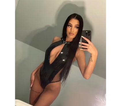  Escorts & Erotic Massage Worcester Park Sutton - Photos for Ella for you 🩷party girl🩷