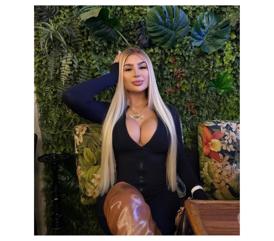 Escorts East London Plaistow Station - East London - Photos for LUNA NEW BRAZILIAN🇧🇷❤️‍🔥 PARTY GIRL 🍾