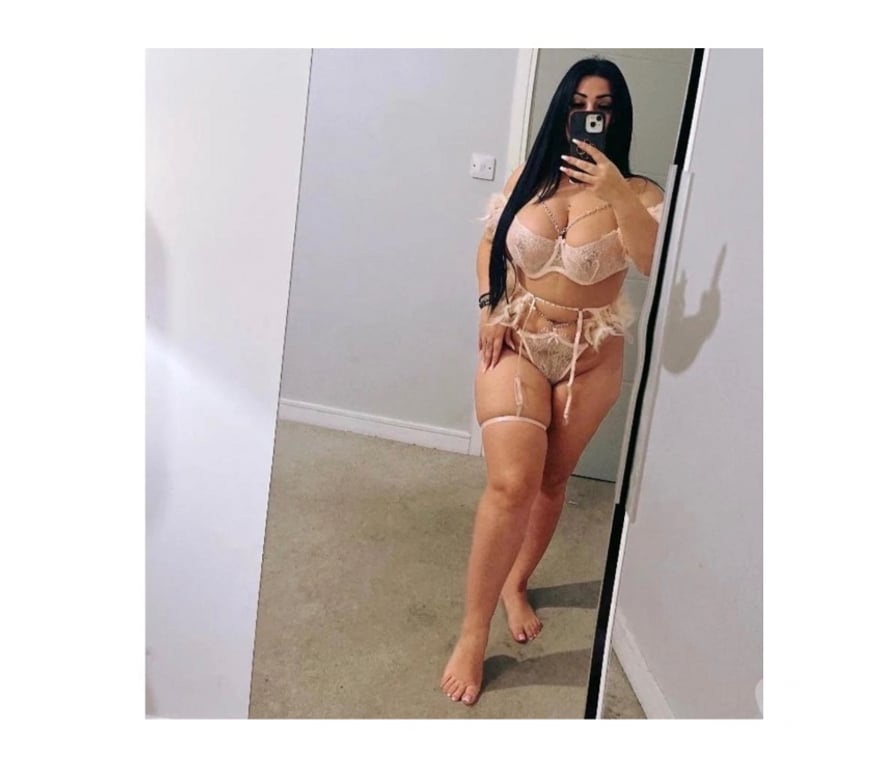 Escorts Peterborough Peterborough City Centre - Peterborough - Photos for ✨🍯🐝 HONEY HOTTIE 💯% REAL ✨ PARTY 🫦✨